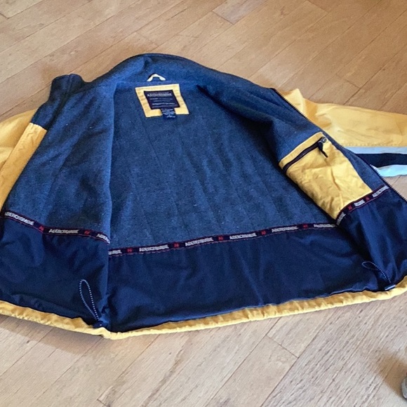 Abercrombie Fitch Performance sz small Yellow with navy/light blu… - Picture 9 of 13